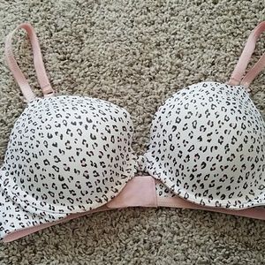 Victoria's Secret 36C Pushup Bra